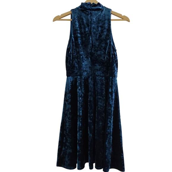London Times Blue "Crushed Velvet" Choker Neckline With Deep V Dress Size 2 - Picture 2 of 11